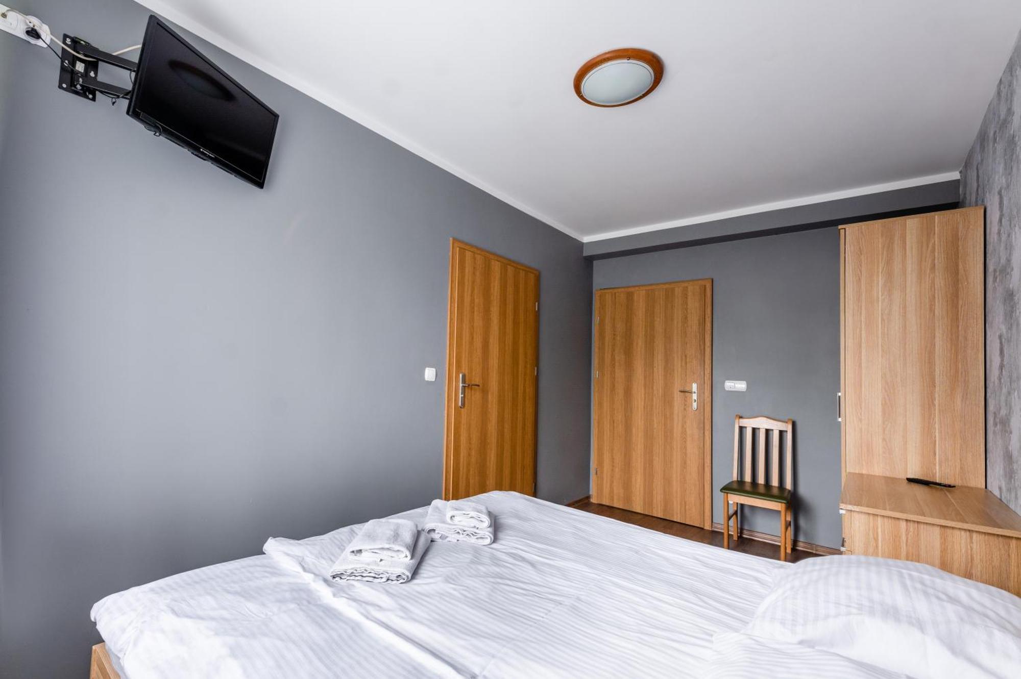 Sleep&Go Bed & Breakfast Lubliniec Exterior foto